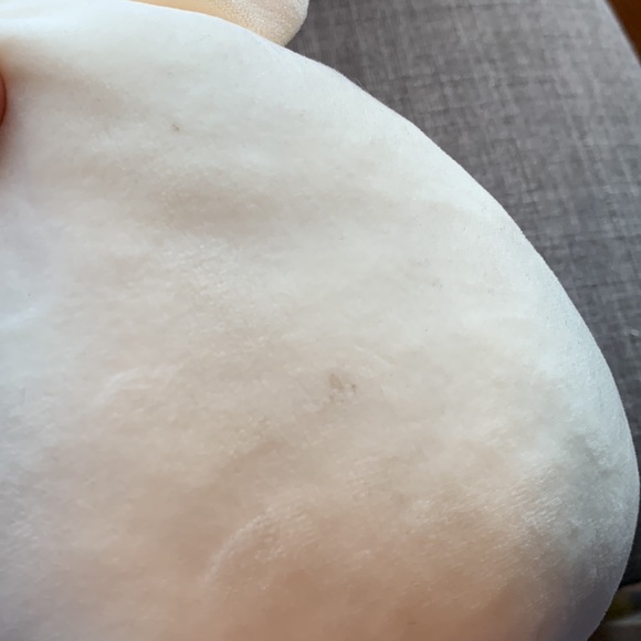 Squishmallow Brock the Bulldog with hearts Valentines - Picture 3 of 4